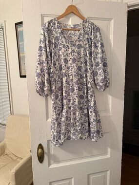 Nordstrom Melrose Market Women's White and Blue Floral V-Neck Tiered Dress